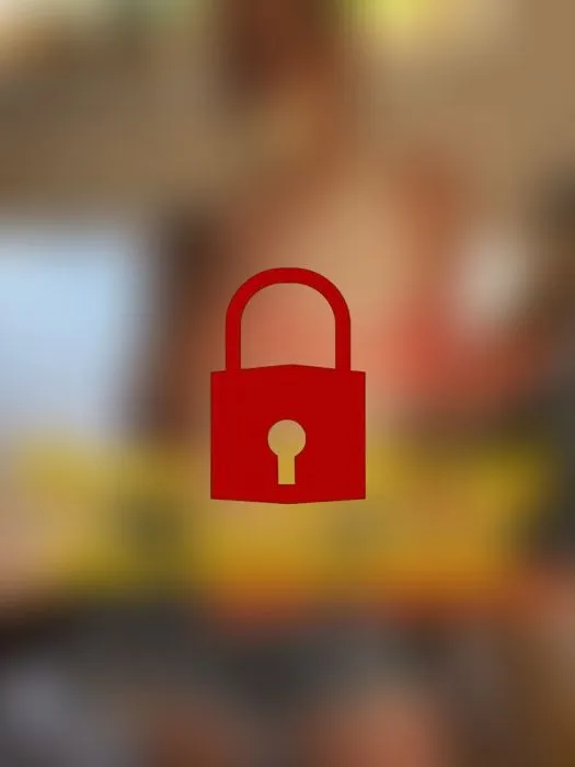 Cream - Spiele🍦👙Mia hat im Bikini Spaß auf dem Küchentisch