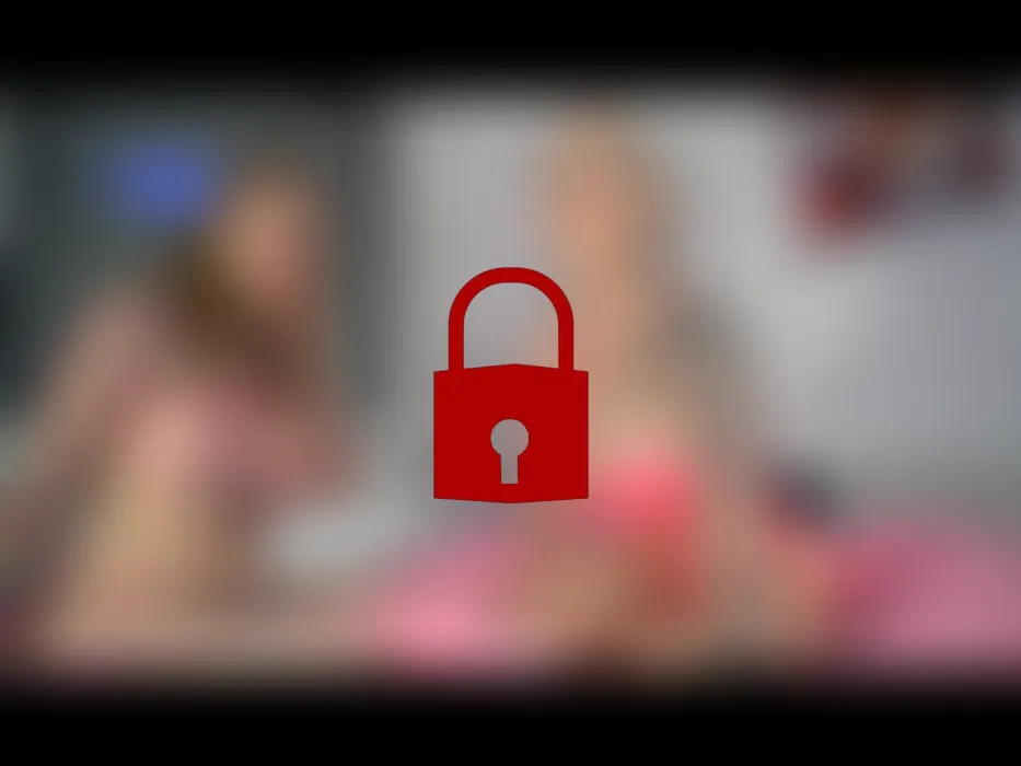 Es ist ihr erster Porno! Geile Lesben XXL Dildos