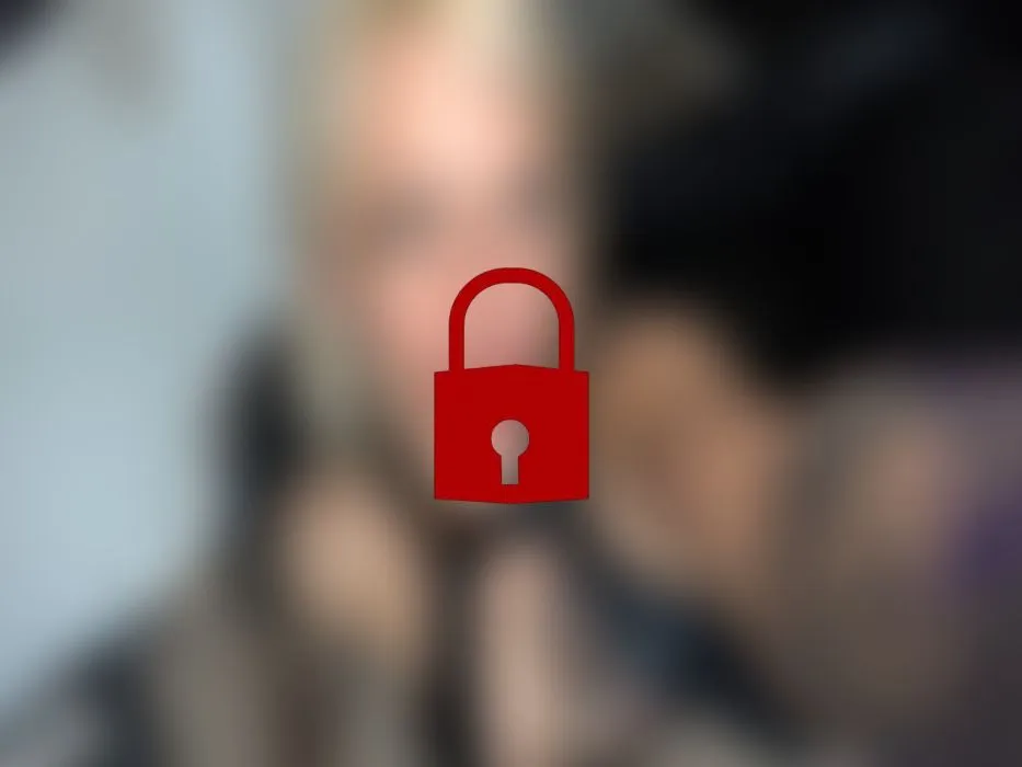 LATEX FICK FÜR DEUTSCHEN PORNOSTAR HVH