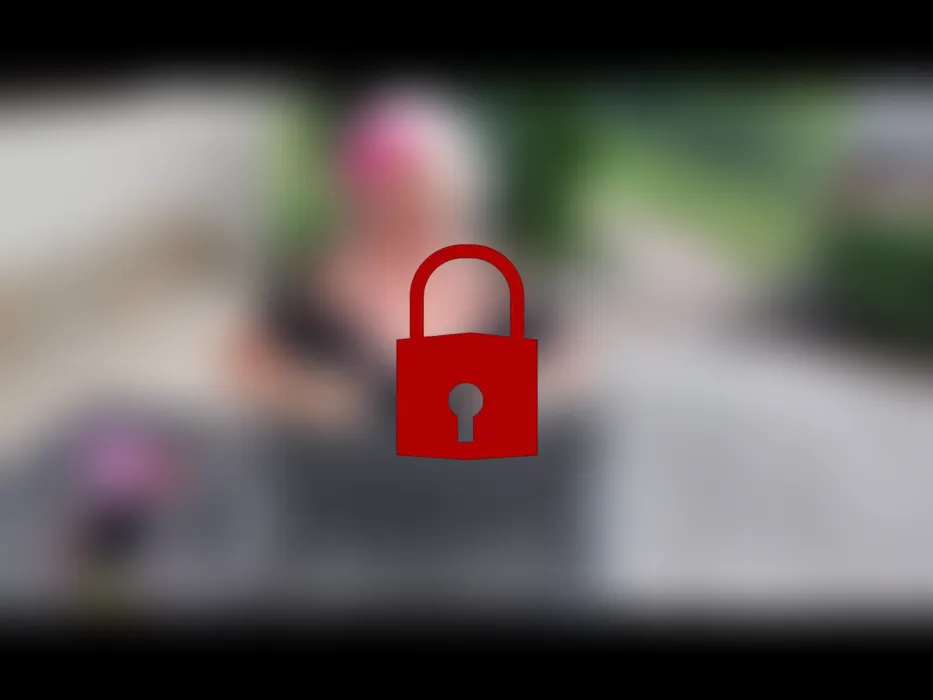 Geiler versauter Nachrichten Chat auf Terrasse