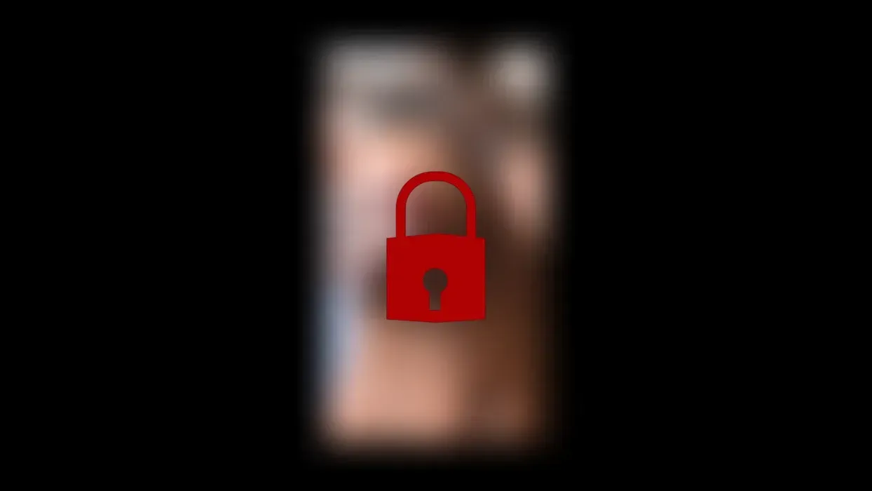 Titten- Massage unter der heißen Dusche 