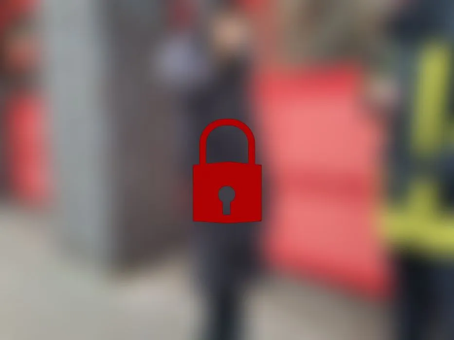 Alarm 112 Ficken bis die Fotze brennt