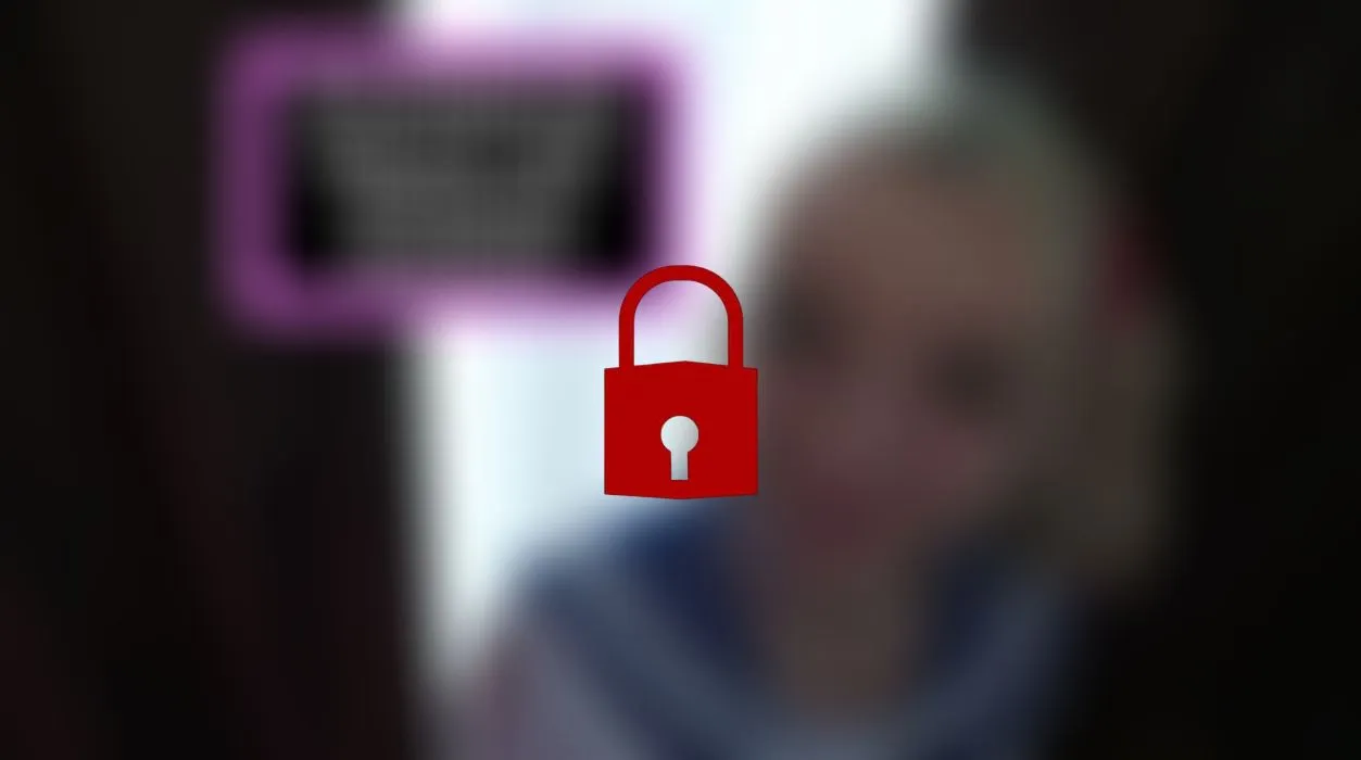 Studentin melkt bis Sperma kommt