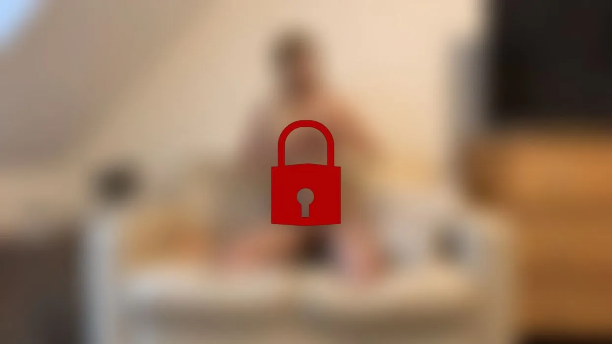 Feuchter Dildofick im Netzbody! Geile Nahaufnahmen nur für dich!