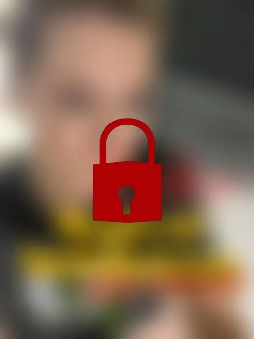 Blowjob mit Gesichtsbesamung_video-output-959A3B6A-B737-491F-9218-CE14B9B57A49-1.mov