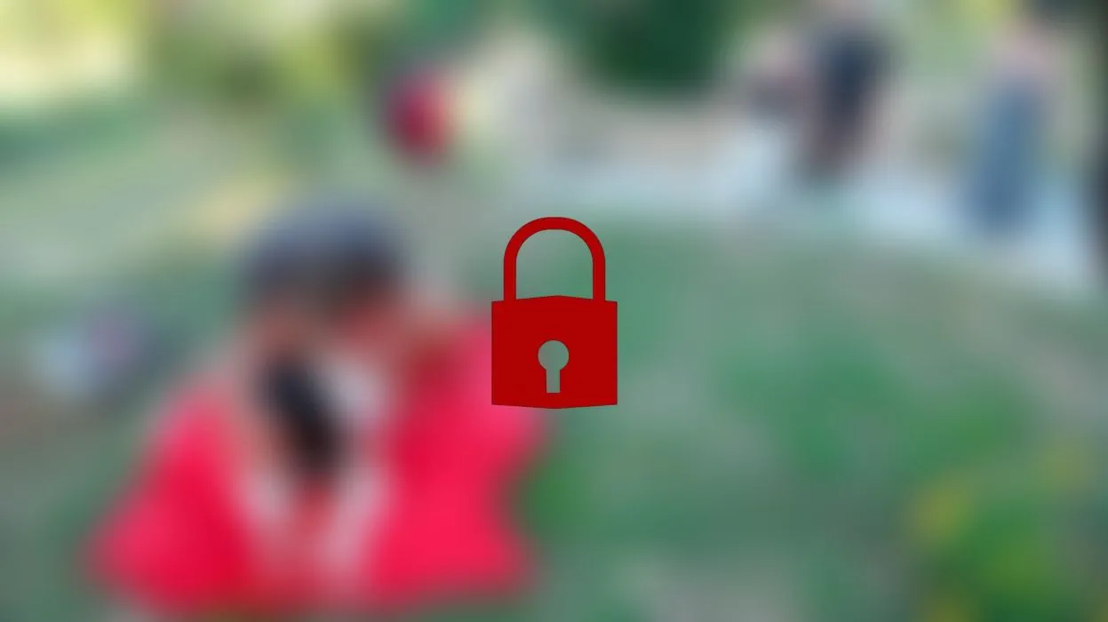 Public Sex auf der Wiese mit einem Fremden!  Arsch und Pussy Creampie und facial Cumshot