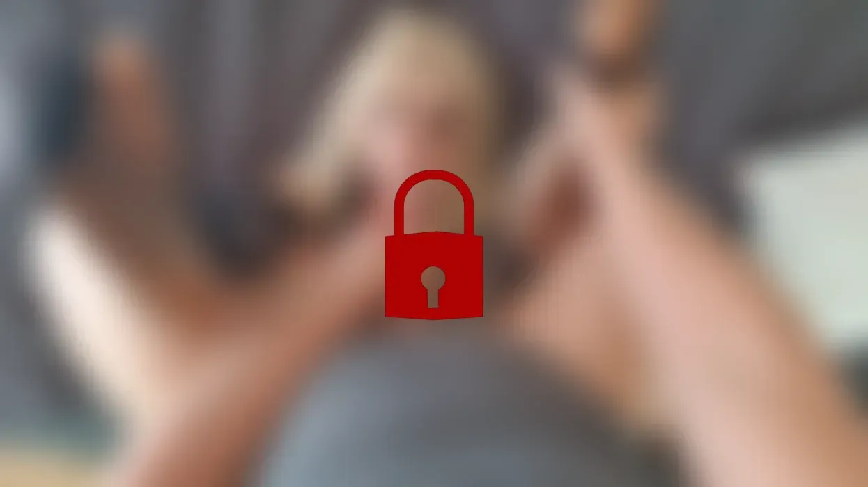 Von User gebucht und gnadenlos zerfickt und komplett zerstört!! Geile Gesichtsbesamung!!