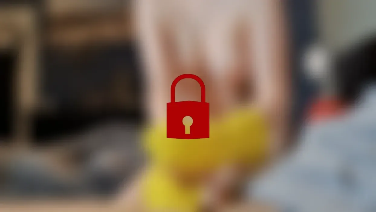 Lisa`s SPEED Handjob