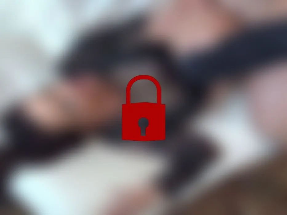 vor dem Swingerclub hardcore gefickt
