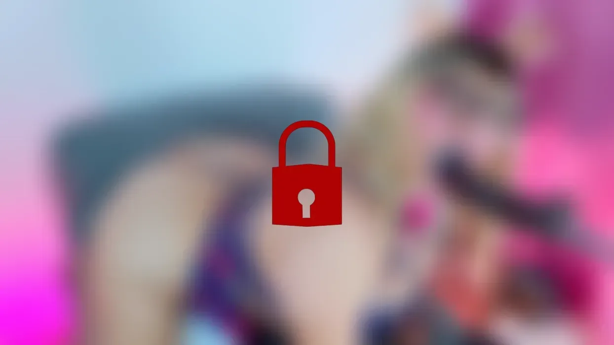 Extracurricular class and very hot 🔥📚