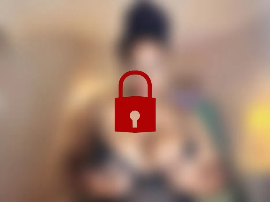 Blowjob und Deepthroat mit viel Speichel