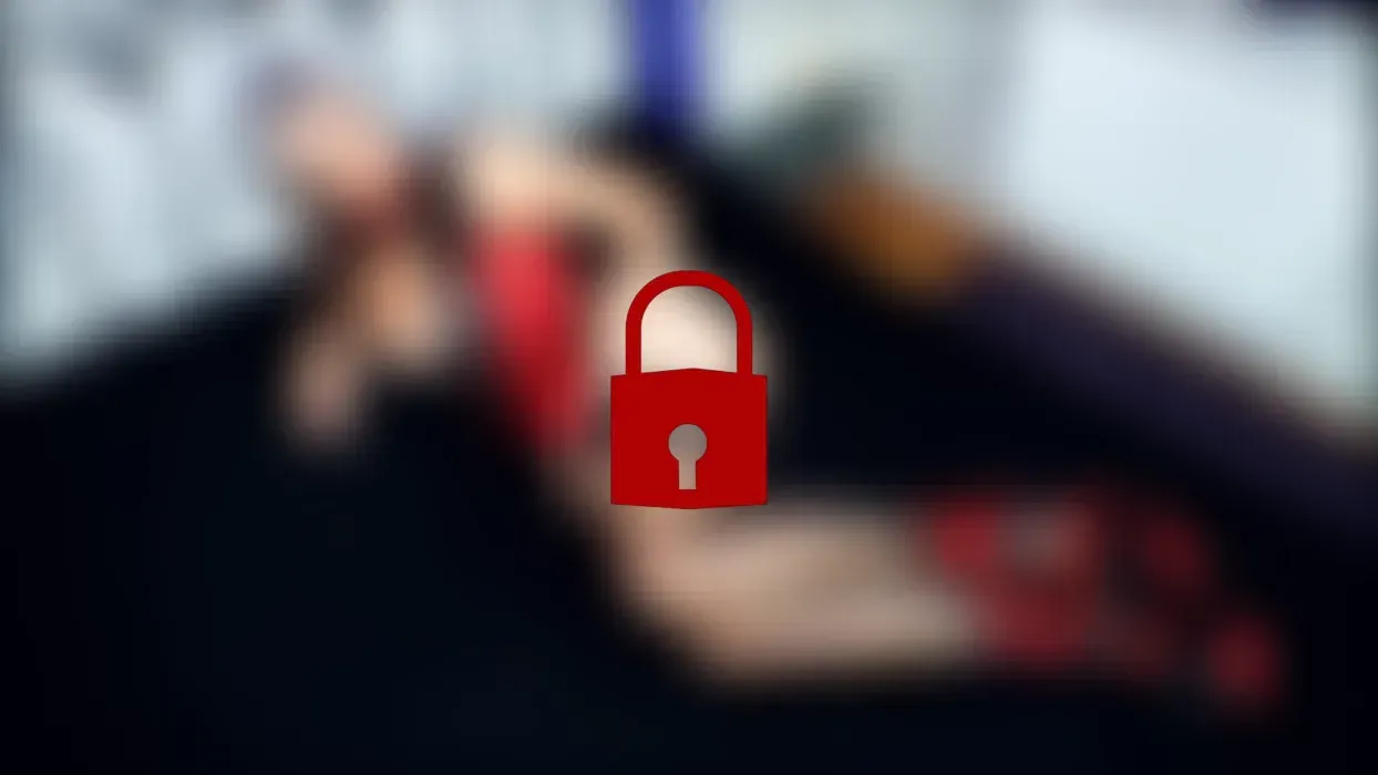 Die Mega Sperma Bombe! Aufgestrapst fickt mich jeder harte Schwanz!.mp4