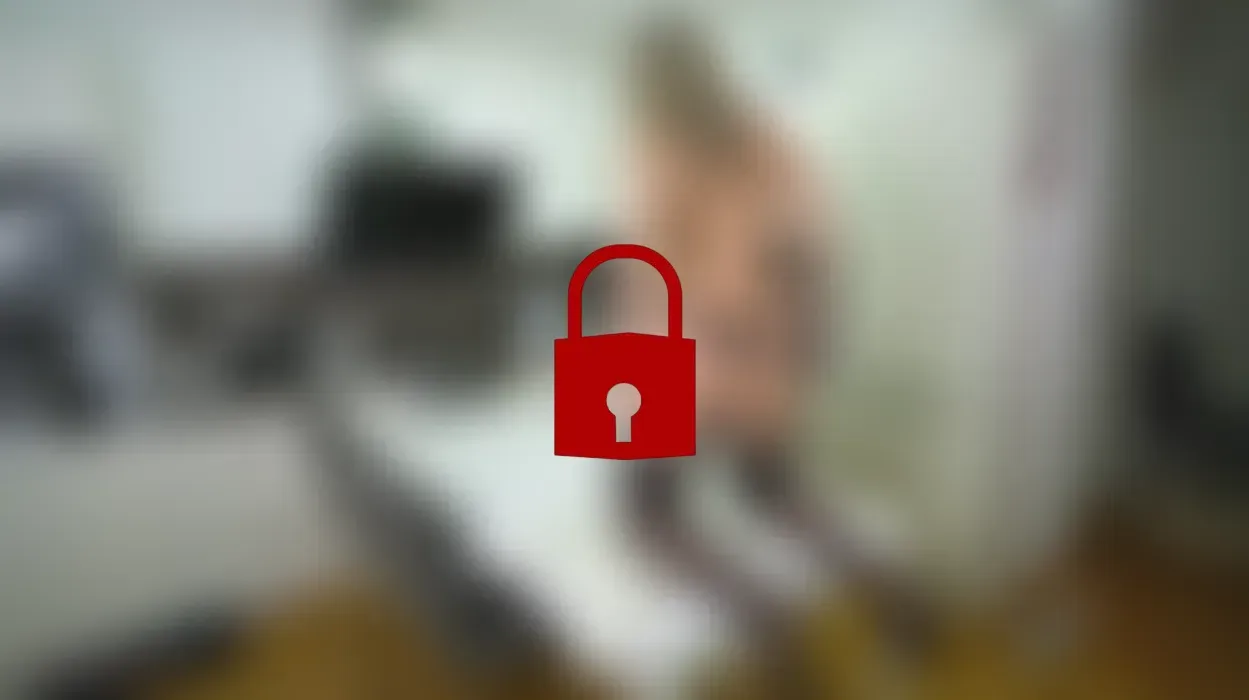 Fotzenschleim auf meine Nylons wie geht das