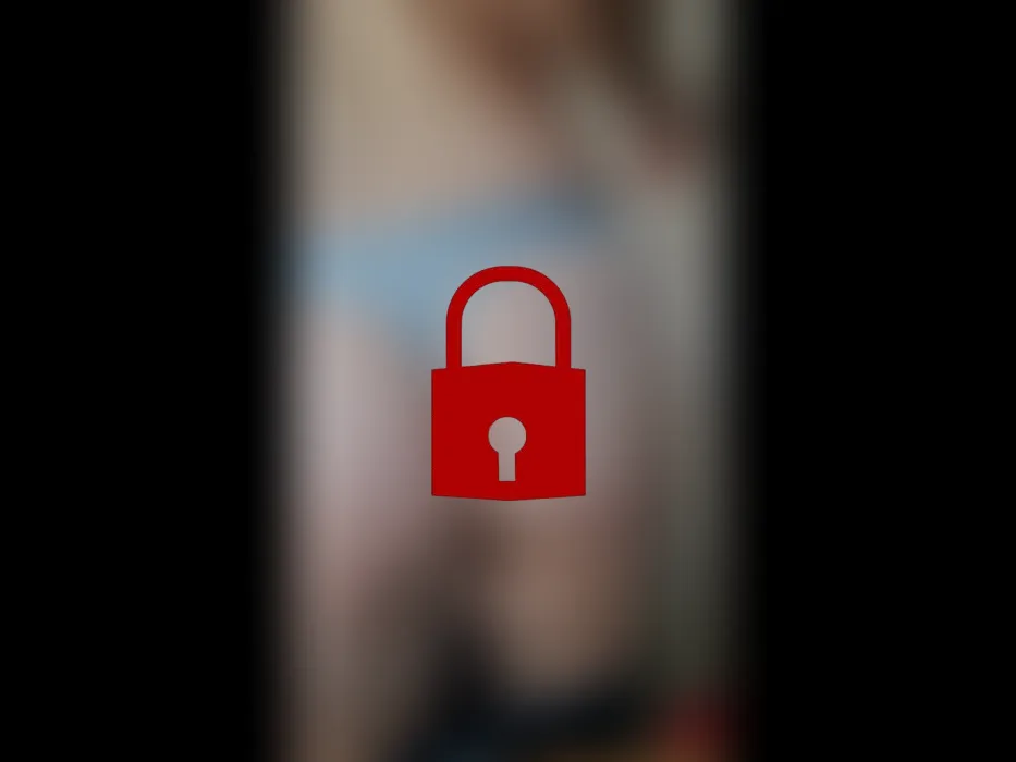Knackiger Leggins PO und finger nackt meine süße Feige