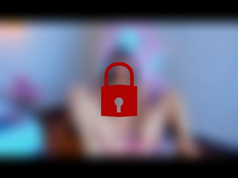 feel my pussy, I'm ready for you 