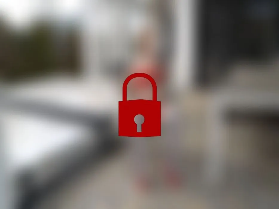 Abgesquirtet im Garten scheiß auf deine Ehefrau!