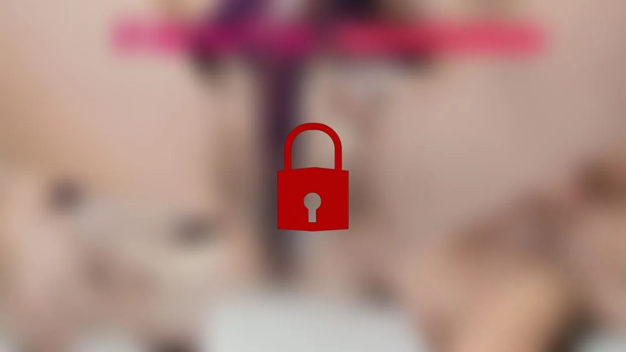 Dildo in Pussy. Nahaufnahme