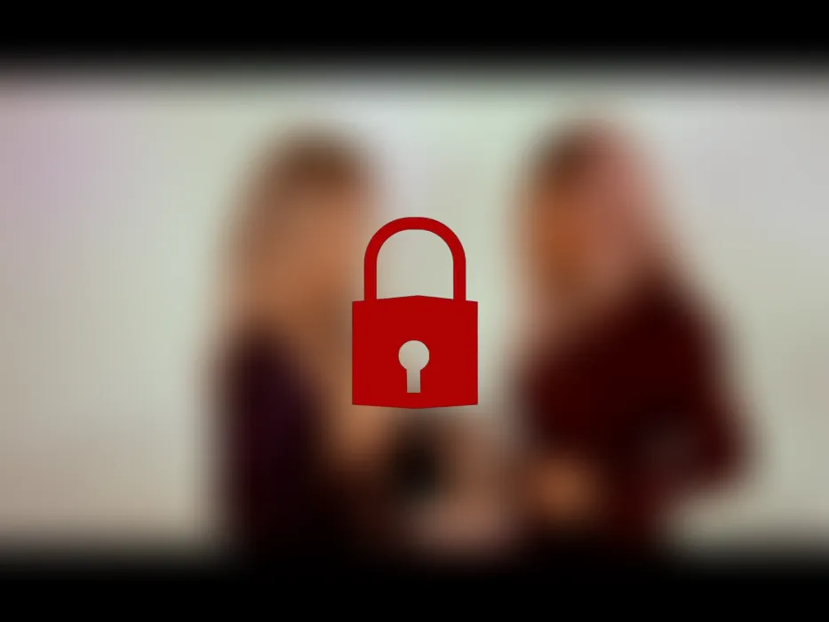 HaileyB und Micaela - Valentinstag und Luftballonspaß