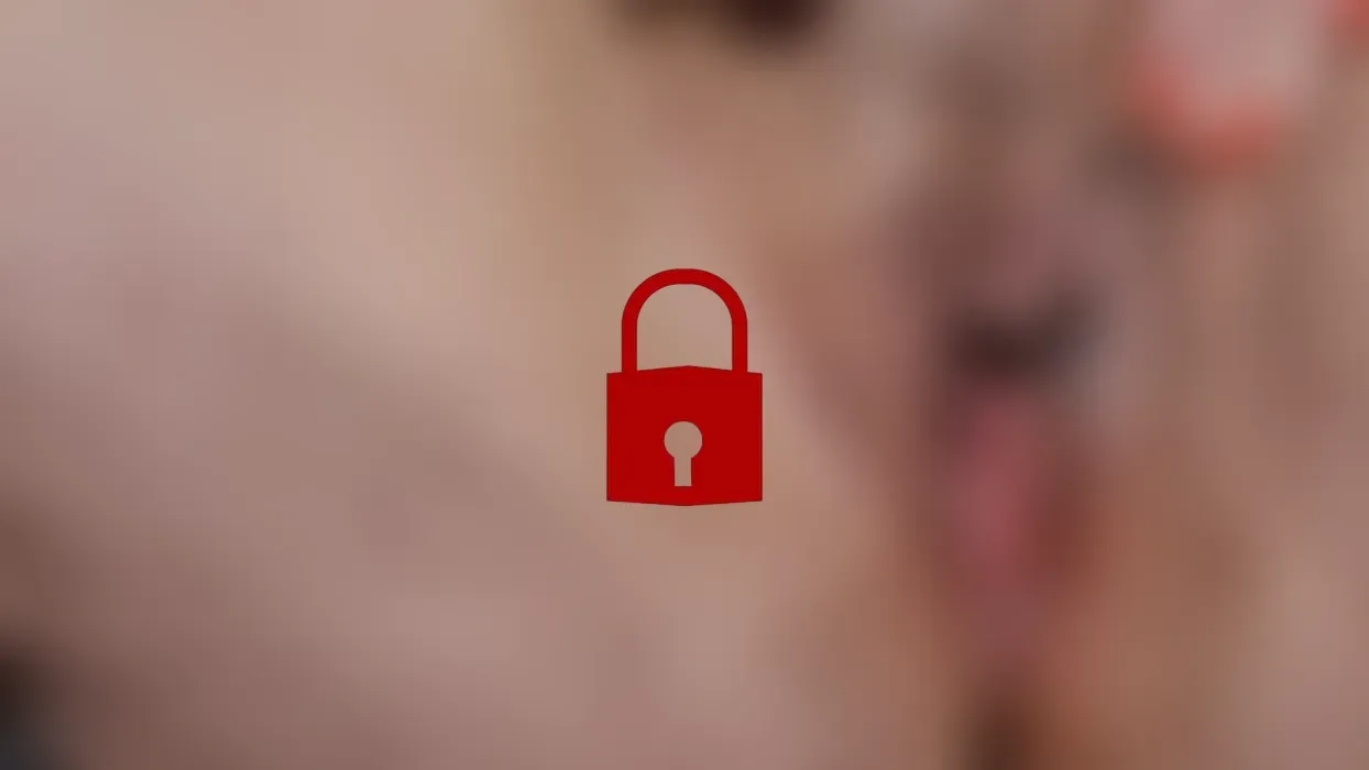 Nahaufnahme meiner spritzenden Fleischfotze