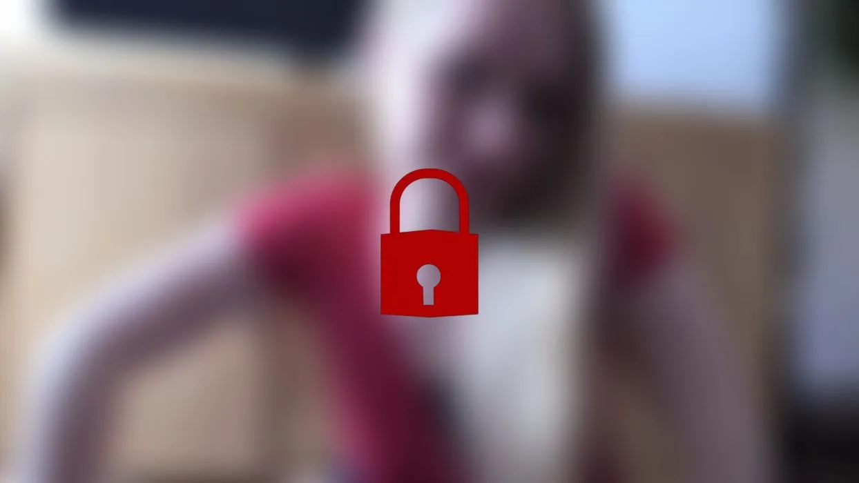 Sklaven Beauty Behandlung- Die Gesichtsbehandlung der versauten Art!