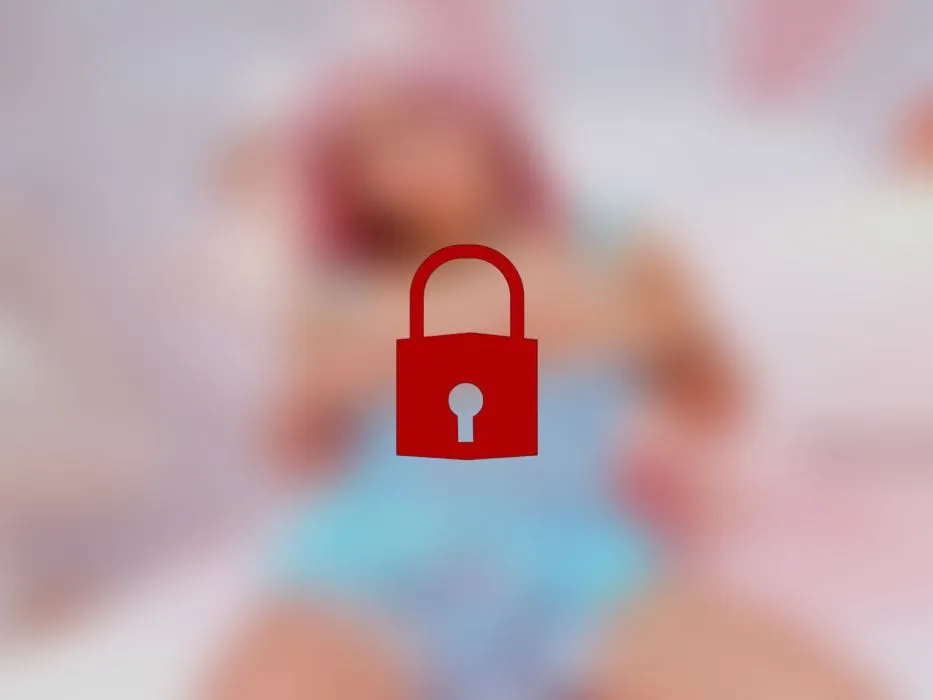 Schau dir meine nasse Muschi an