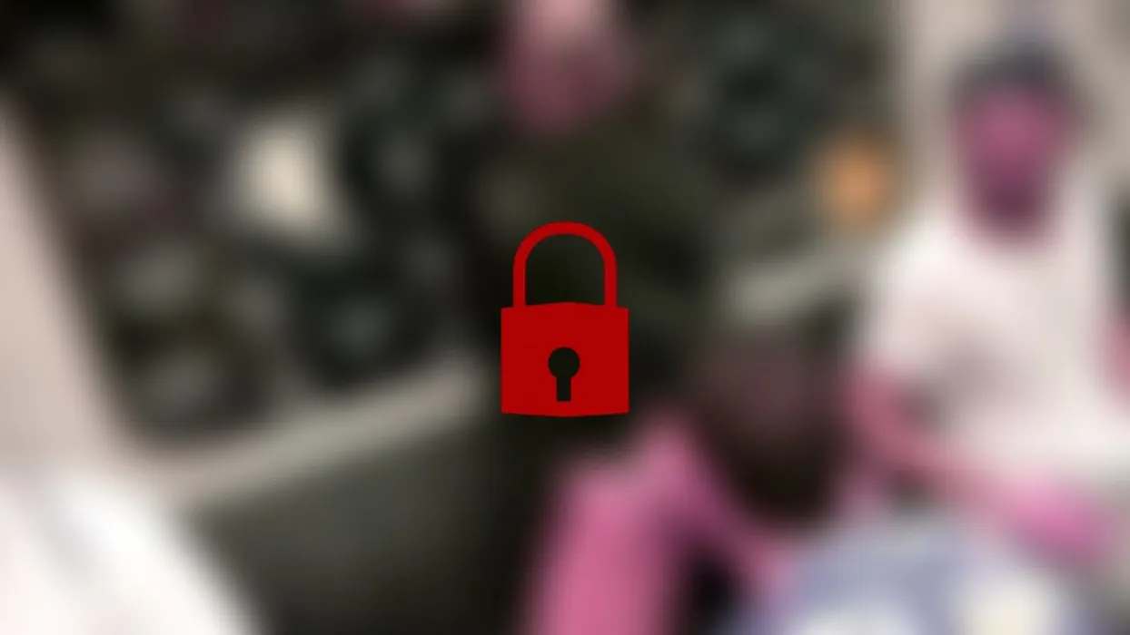 NUDE POETRY - Brown Penny