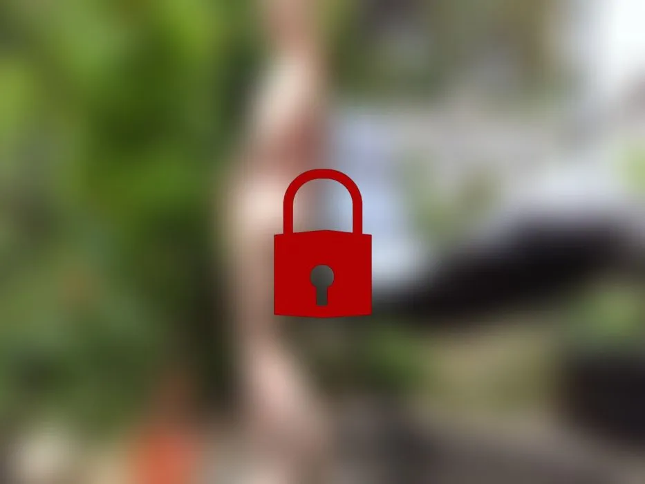 Meine Minimuschi ist heftig am abspritzen!