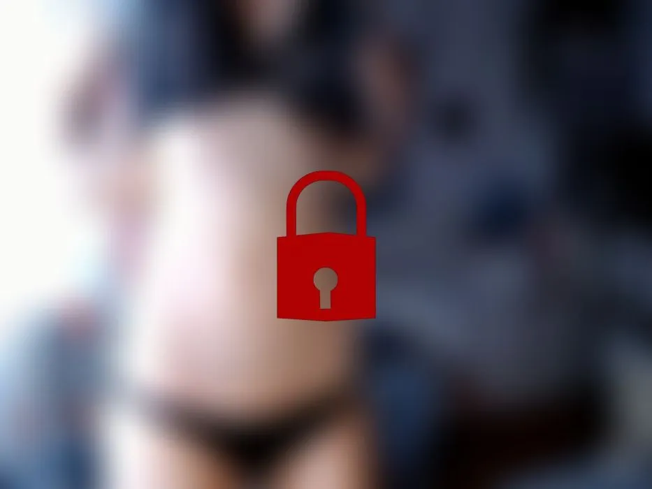 Suche jemanden zum kuscheln (Ohne Ton)