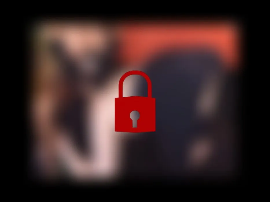 Strapon in Deinen Arsch, Schwanz im Maul .. brauchst Du das auch?