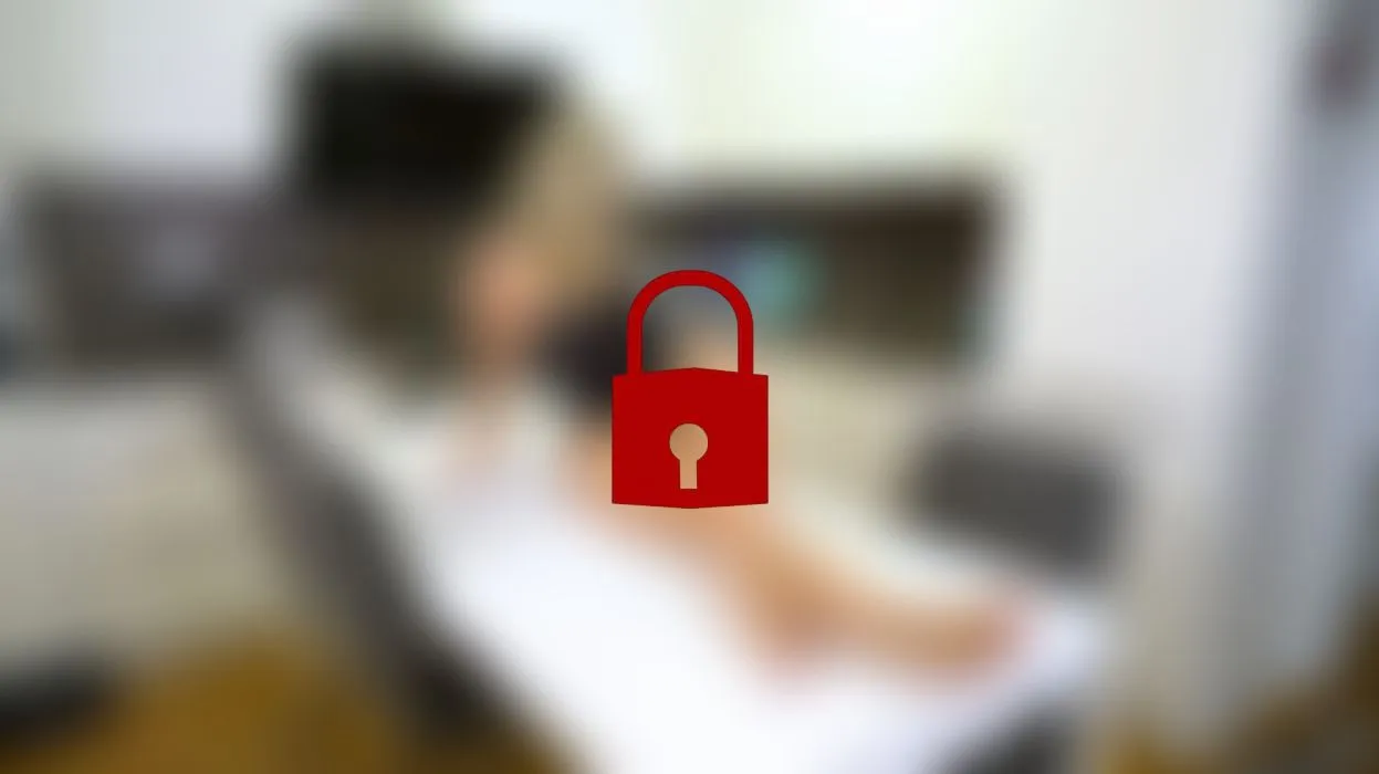 Cumshot auf Fuß - Ficken Blick auf Füße - Sperma abschlecken