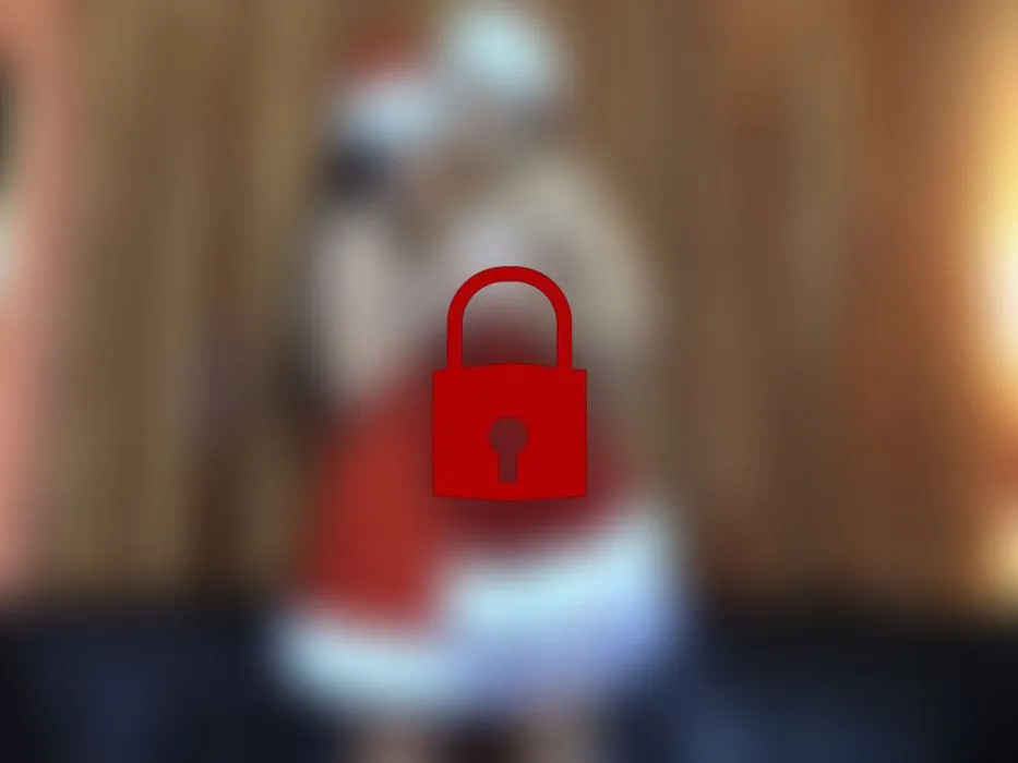 Spermaregen für 2 süsse Bi-Girls an Weihnachten