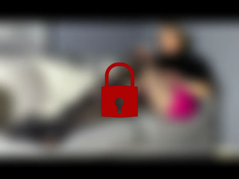Wichserziehung für Nylonfotzen!