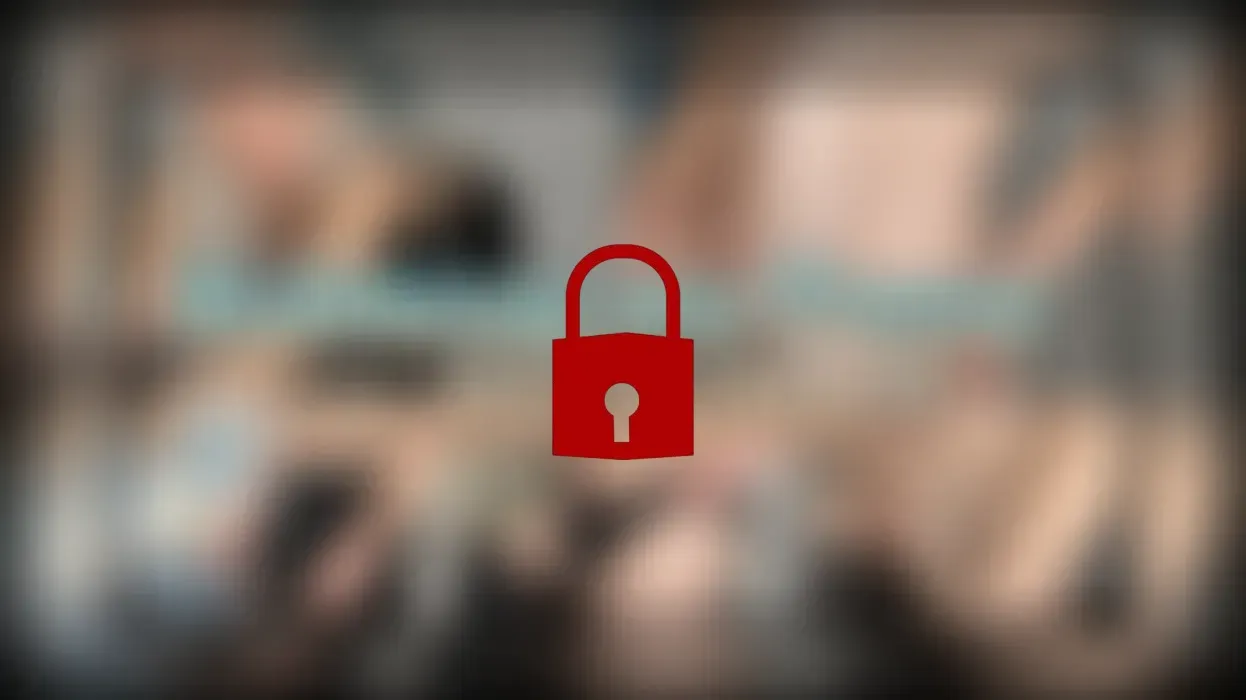 Rubbing my Pussy on the Table!!!