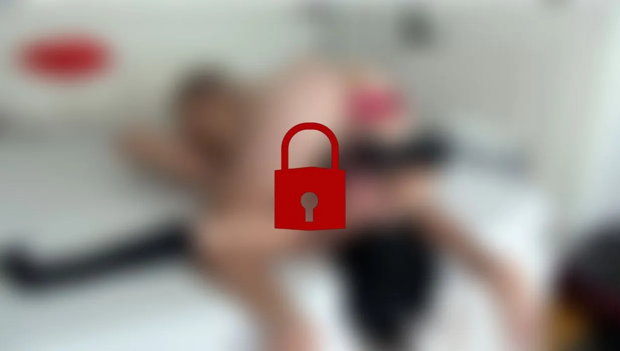 Extrem perverses Sperma-Massaker! Bis die Maul-Fotze überschäumt