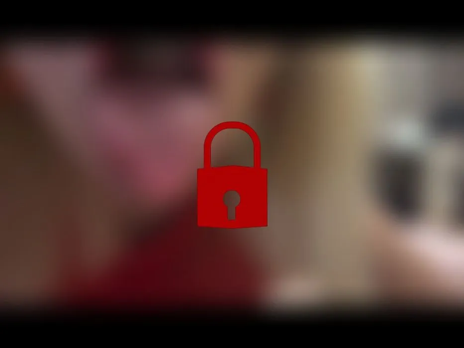 Wirst du mir die Augen verbinden und mich in den Arsch ficken?ich mag anal und dann saugen tief uhhhhhh 