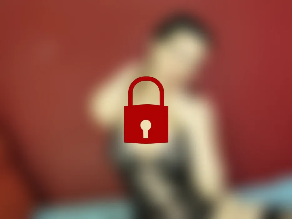 Noemi twerk