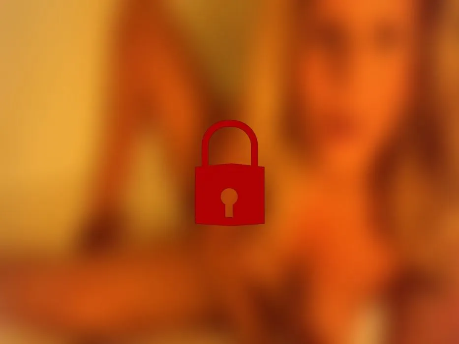 Desired film: completely naked, pussy and feet up and down, countdown to cum and rate his big, hot cock.