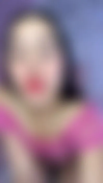 oops my lipstick fell off, can you help me?