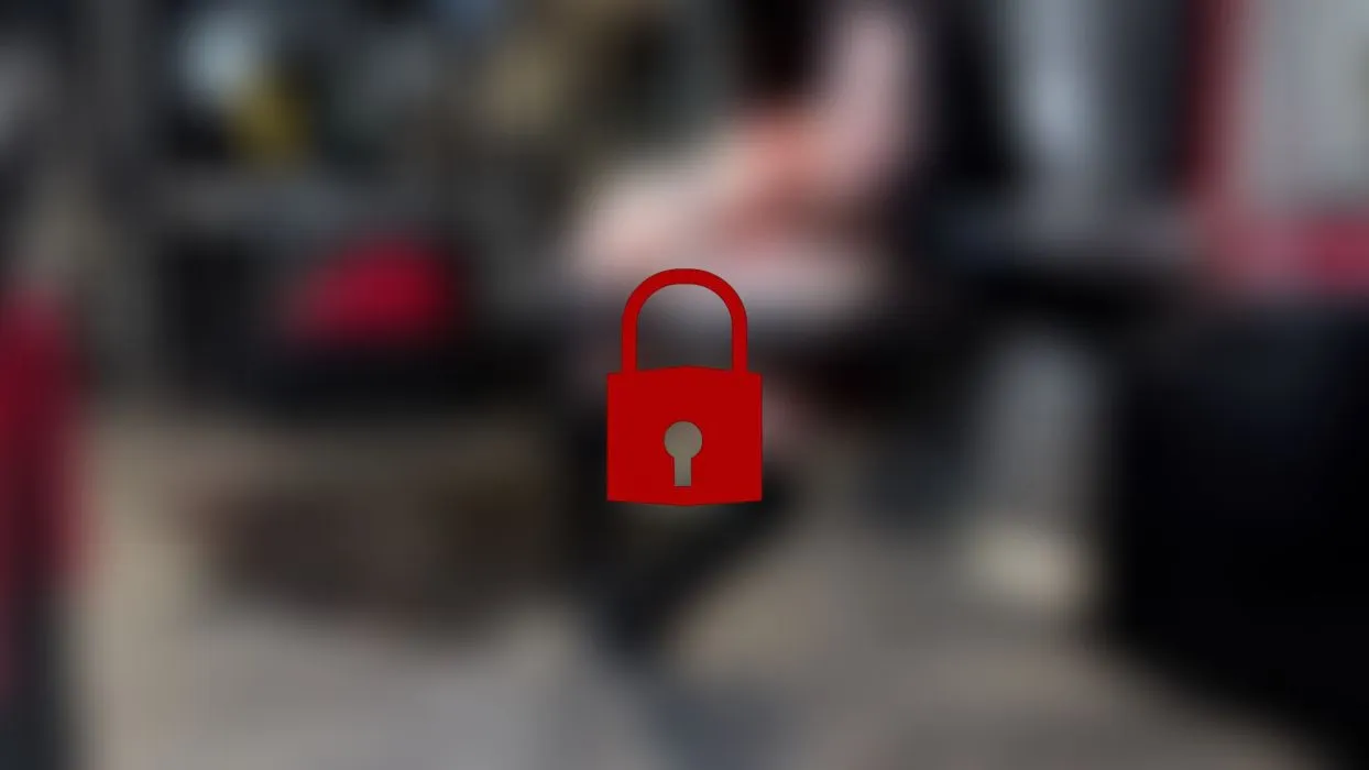 Perverser Hobbyhuren-Fick eskaliert: Breitbeinig benutzt und dreckig zerfickt auf dem Sling!