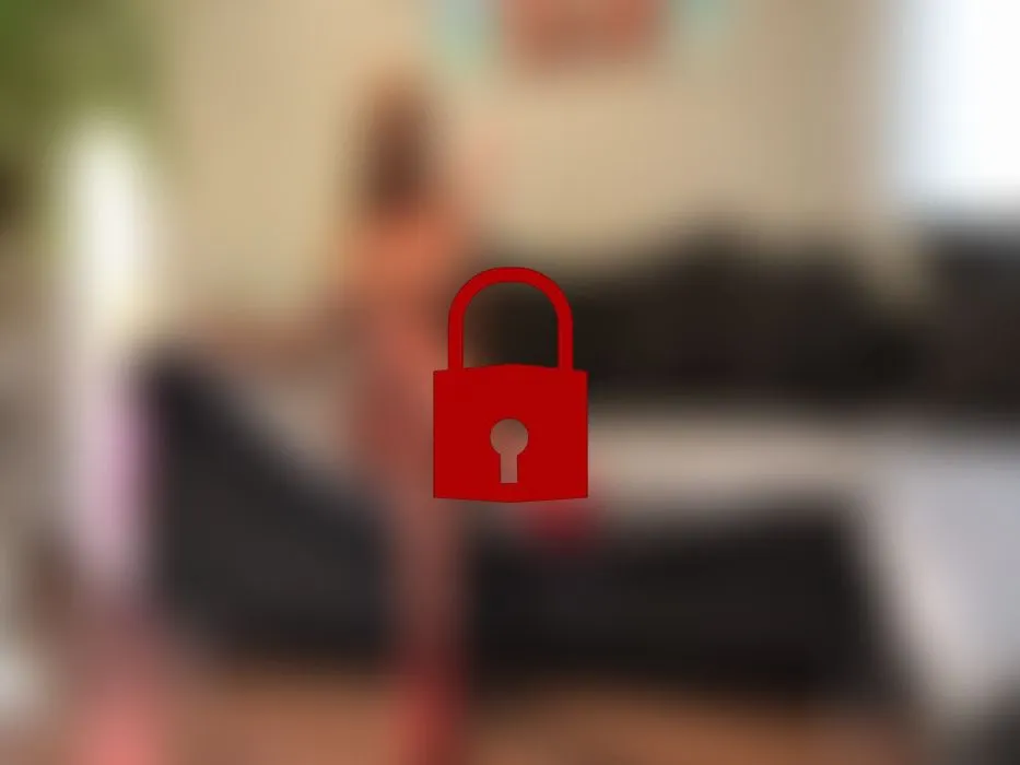 Wichsanleitung mit XXL Dildo im Arsch! Komm spritz auf dein geiles Stück!!