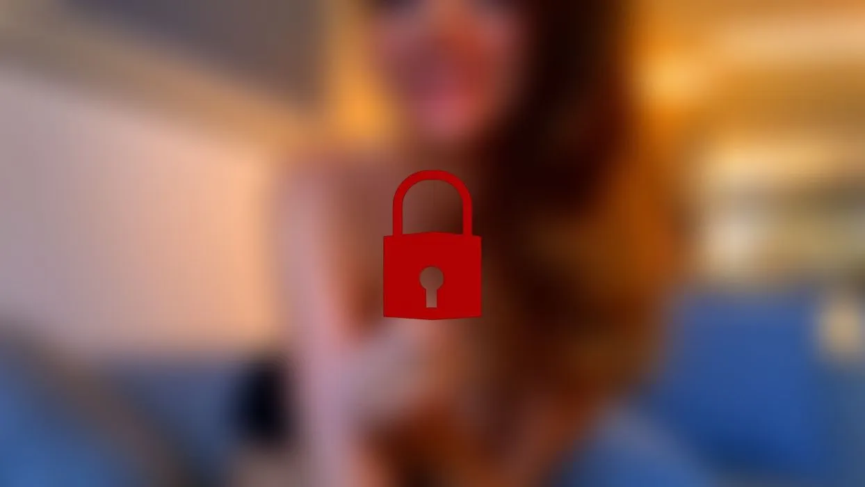 Stewardess ORGASMUS Privat!  Po, Nylons und feuchte Lust!
