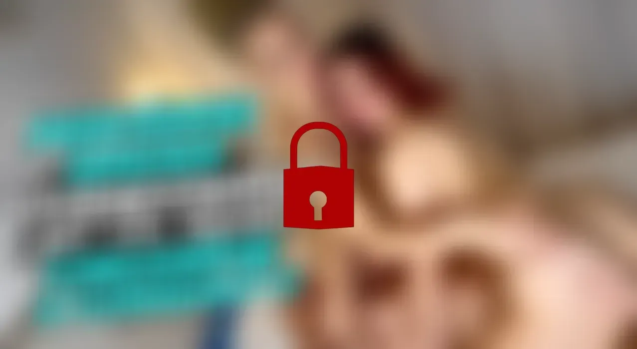 PERVERSE DREIER LIVESEXSHOW MIT SQUIRT CREAMPIE & CUMSHOT