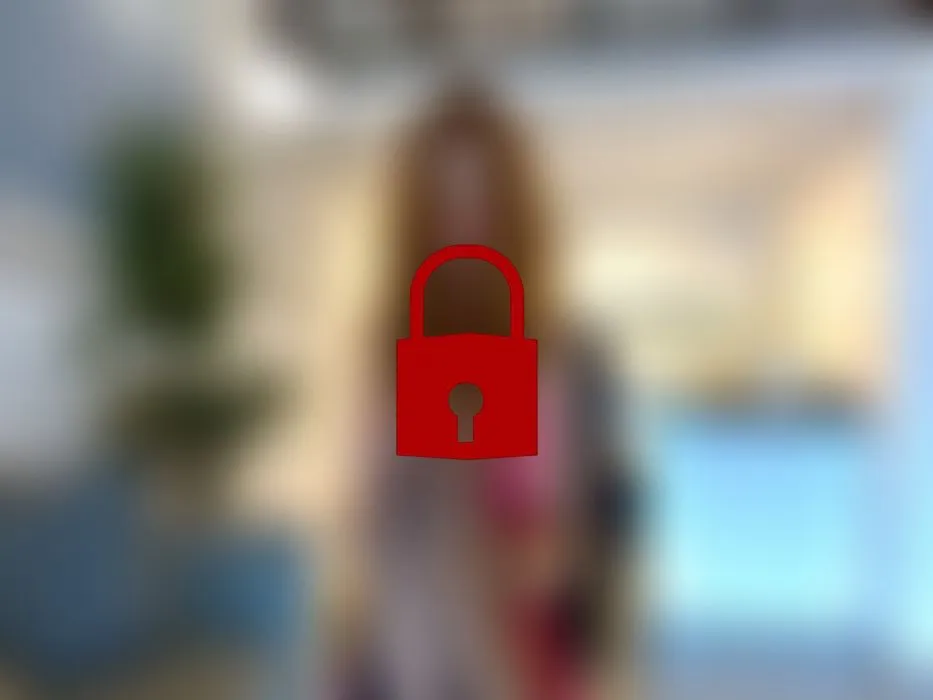 Feuchter Orgasmus und Dildo Blowjob!