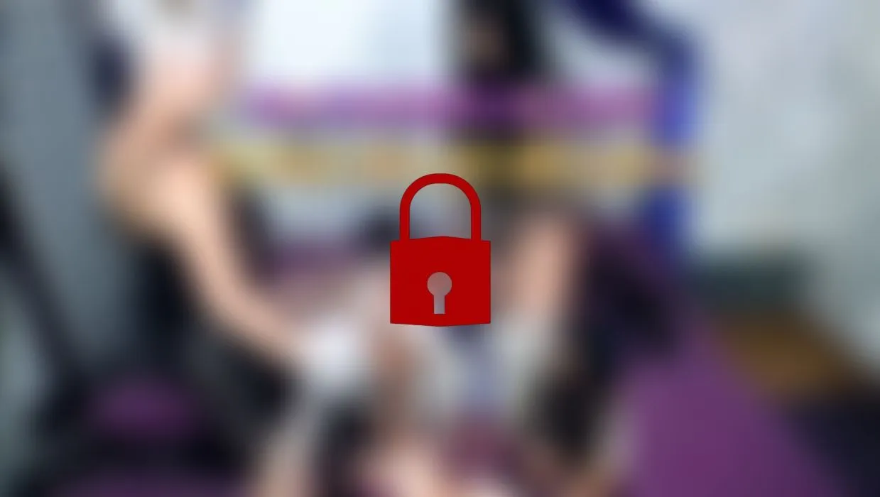 2 Ladies haben ihren Spaß | Er bekommt was er verdient hat! 