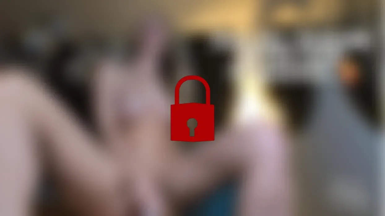 💥 Straight from the shower to orgasm 💥