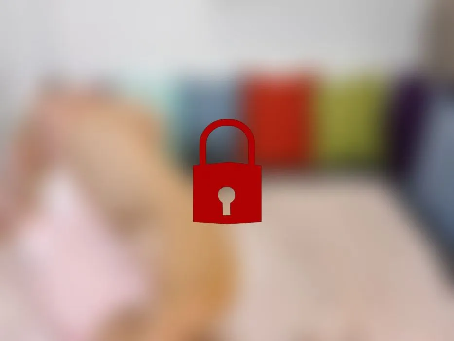 Sexy Nylon Füsschen komm und verwöhn sie