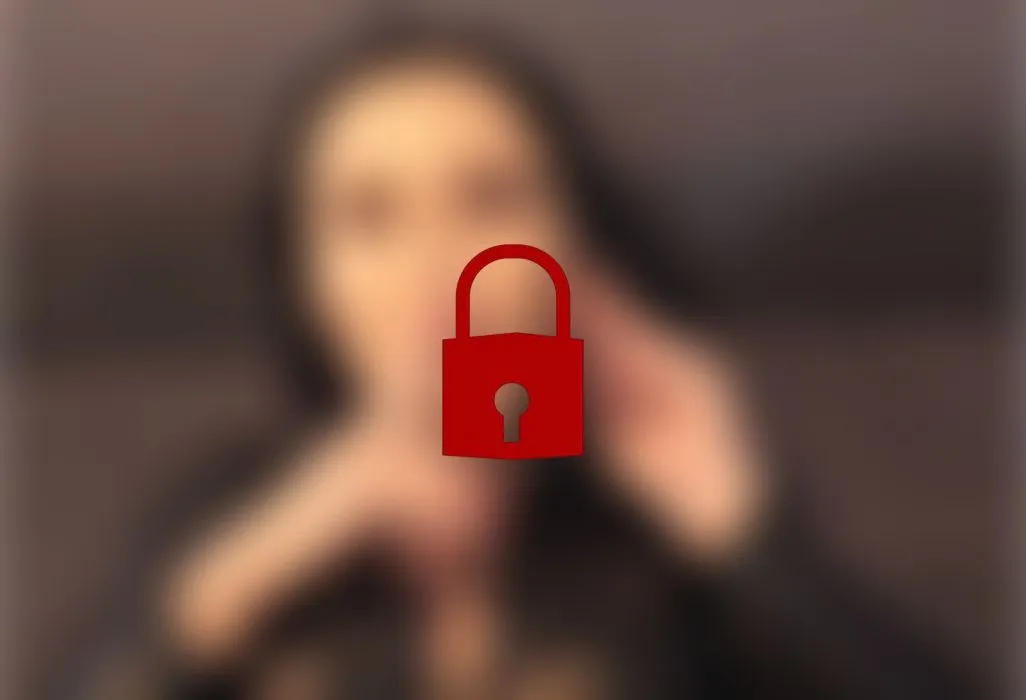 Live am Telefon Freund betrogen - XXL Facial