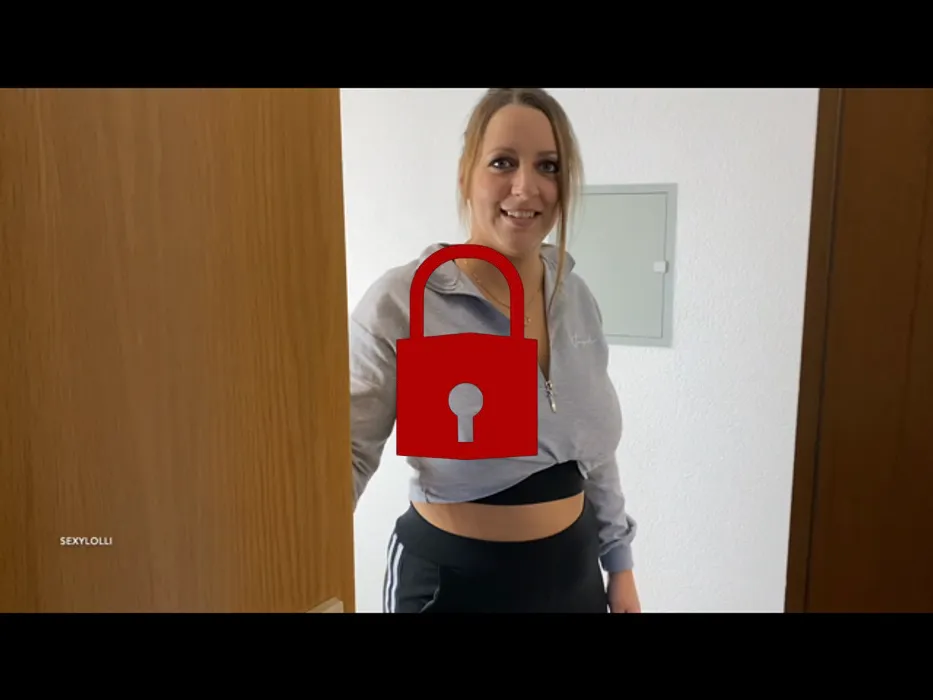 Paketbote mit Analspielen belohnt...!