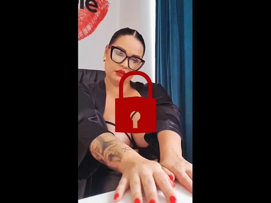 Naughty secretary:)