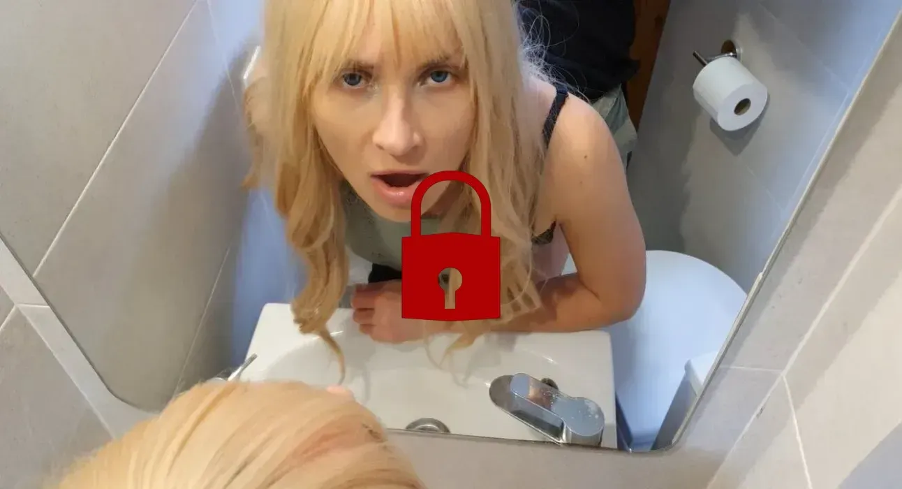 Aushilfs-Kellner (18+) verpasst mir CREAMPIE beim Restaurant-Besuch!